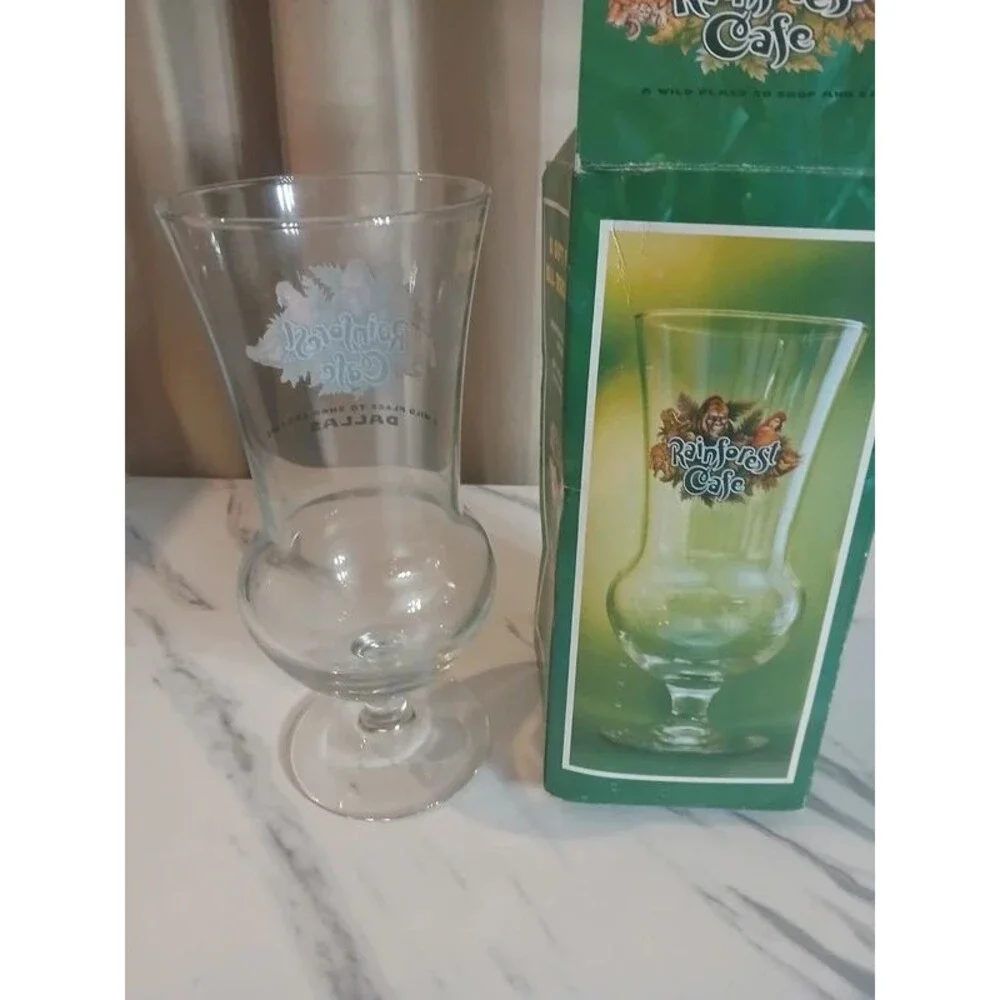 Rainforest Cafe Glass